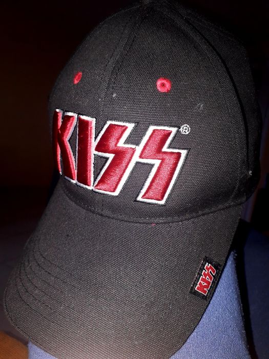 KISS  оригинална  шапка!