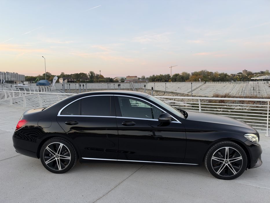 Mercedes C 200 automat 2021