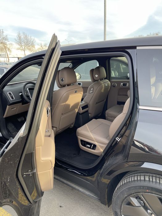 Li 9 Ultra Restyling