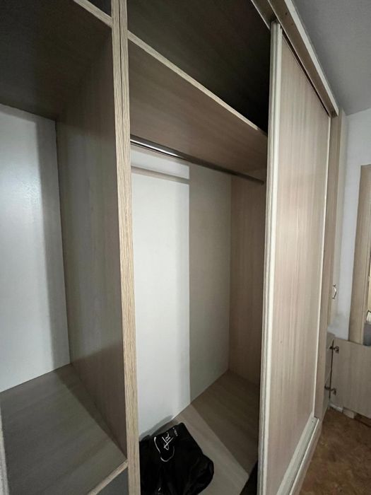 Шкаф выдвижной бу