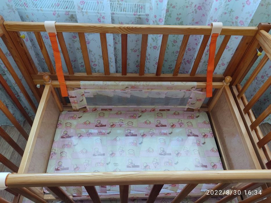 Кроватка детская