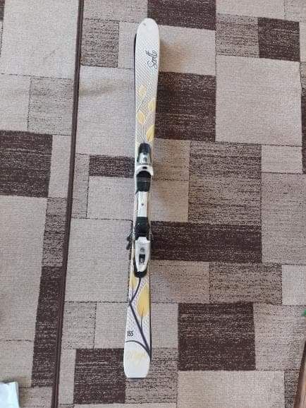 Schiuri Scott 155cm