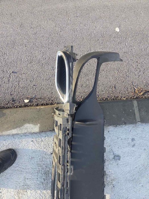 Спойлер с накрайници за Мерцедес