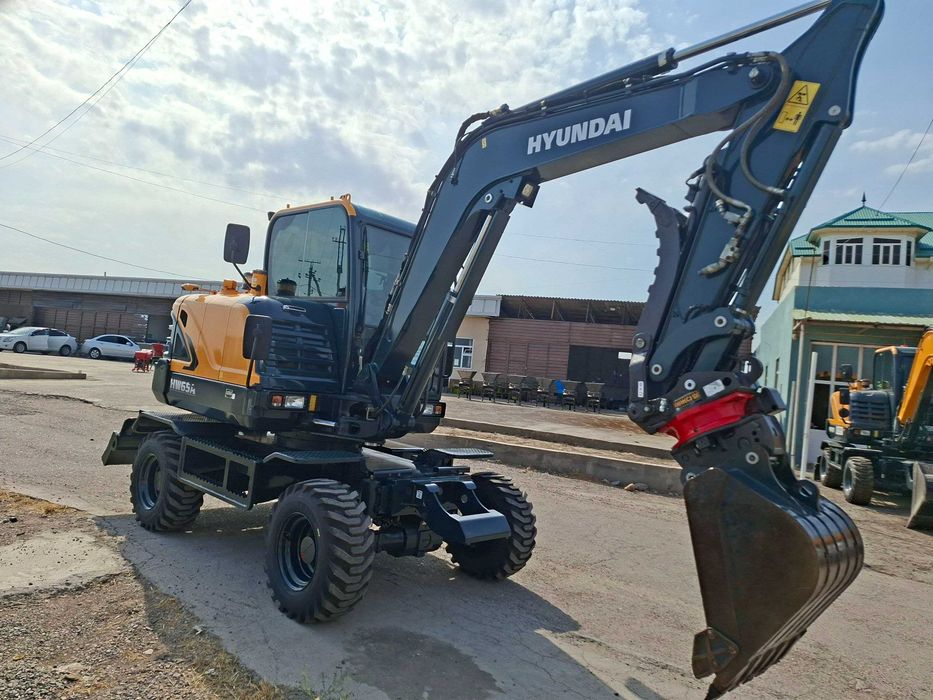 Hyundai 65  2024