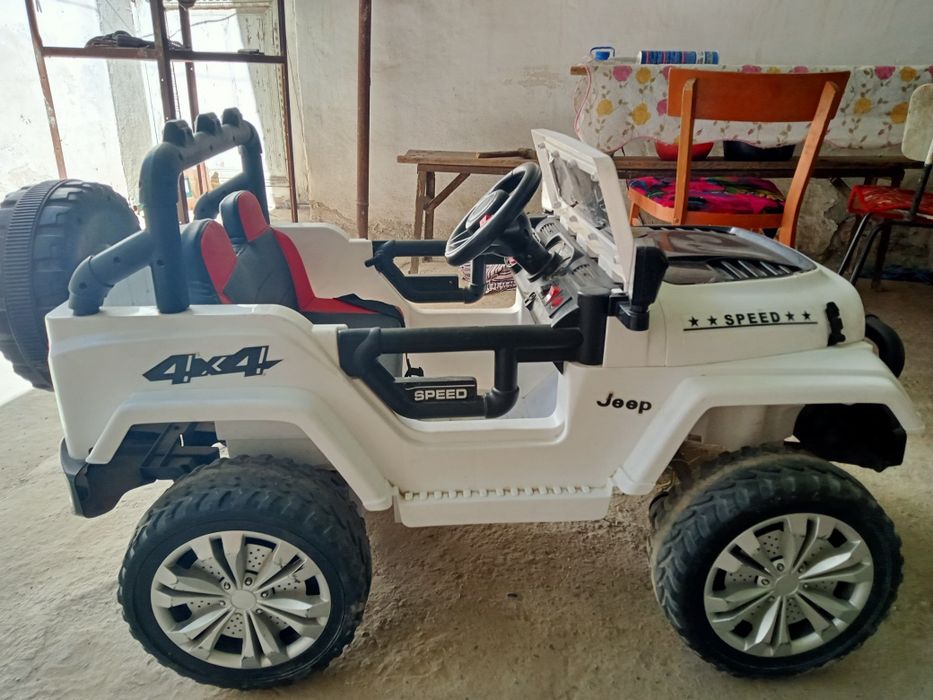 Продается машинка для детей