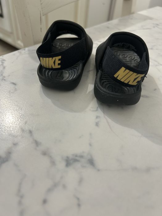 Sandale bebe nike