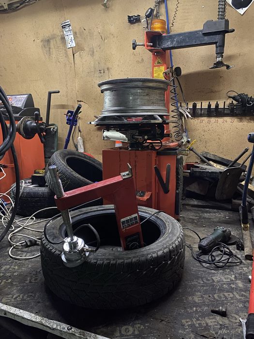 Мобилен Сервиз Гуми 24/7 Mobile Tyre Servicе