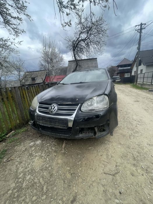Volkswagen jetta vand sau dezmembrez