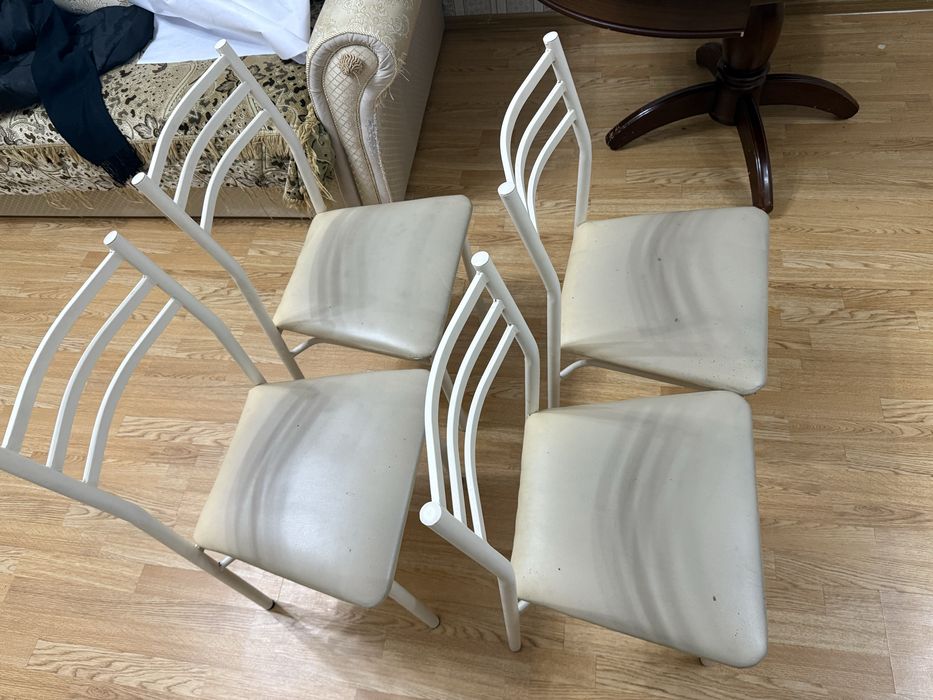 Срочно Продаются стулья