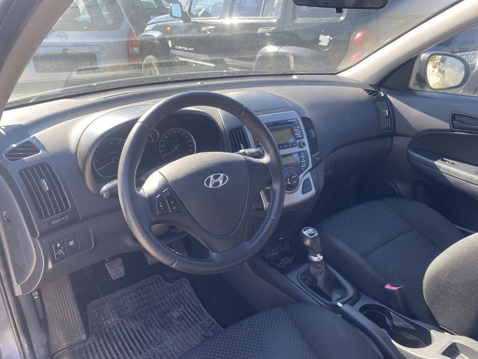 Хюндай и30 1.4 бензин 109кс на части