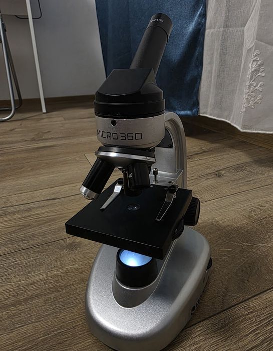 Microscop Celestron Micro360