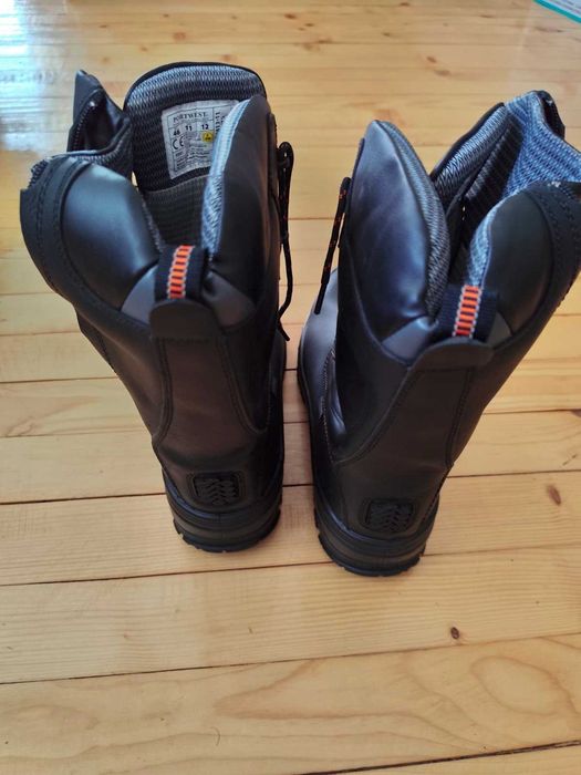 Обувки за екстремни условия, лов, туризъм.