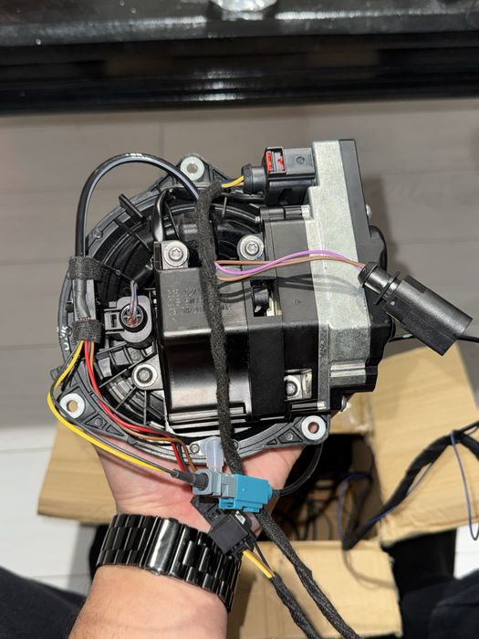 Camera marsarier vw golf 5,6,7,8, passat b6,7,8