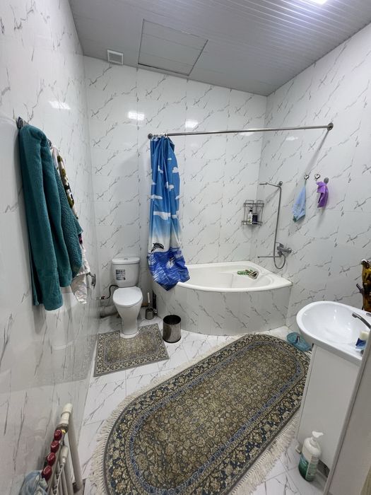 Уй сотилади, Сергели курувчида