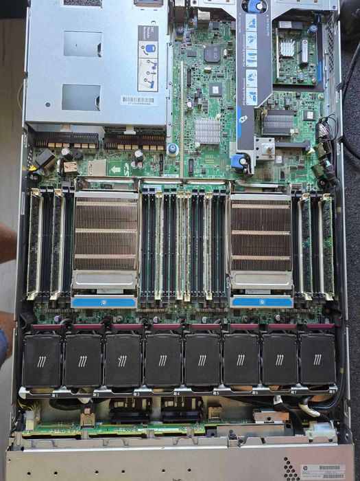 HP Proliant DL360p Gen 8 Server 1U