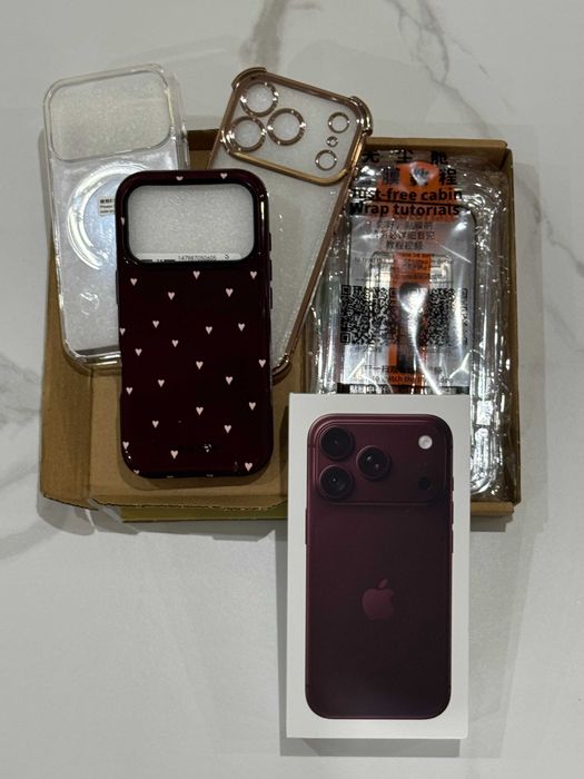 iPhone 18 Pro 256GB Burgundy от USA – НАЛИЧЕН | НЕРАЗПЕЧАТАН