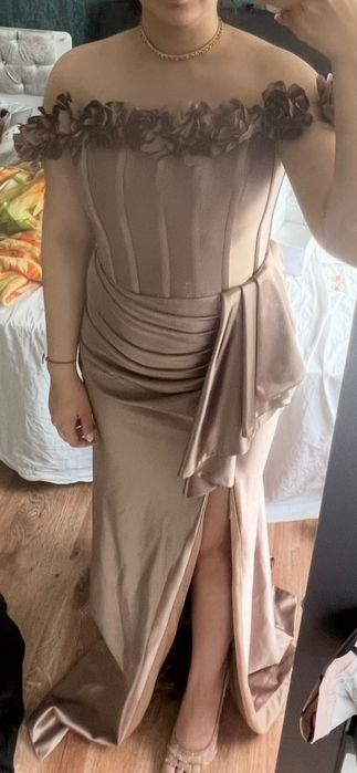 Рокля 2  шоколадово преливащи 38-40, и 36 размер