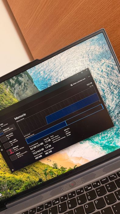 Laptop Gaming Lenovo Legion RTX 4070 8GB/ Ryzen 7 / 16 GB RAM / SSD 512 GB