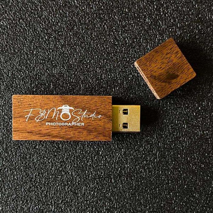 Stick din lemn USB 3.2