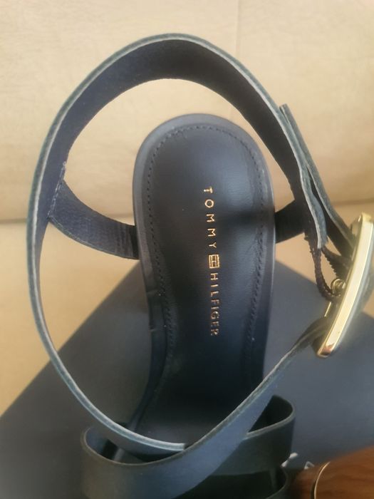 Оригинални сандали Tommy Hilfiger