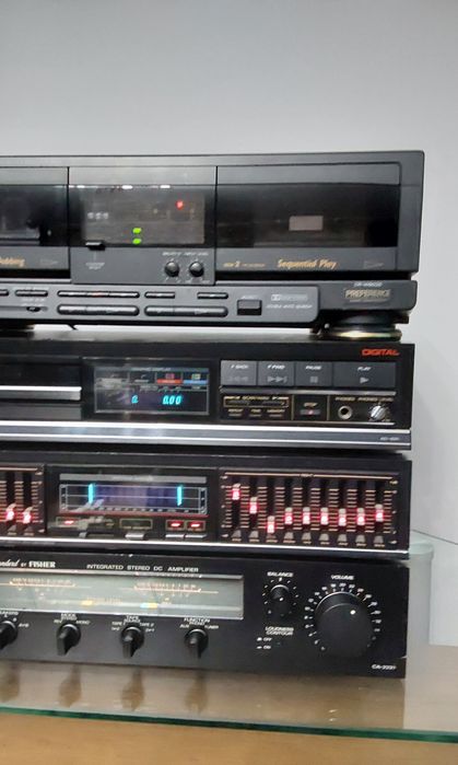 Vând un Sistem Audio Fisher deosebit! Merită Atenția!