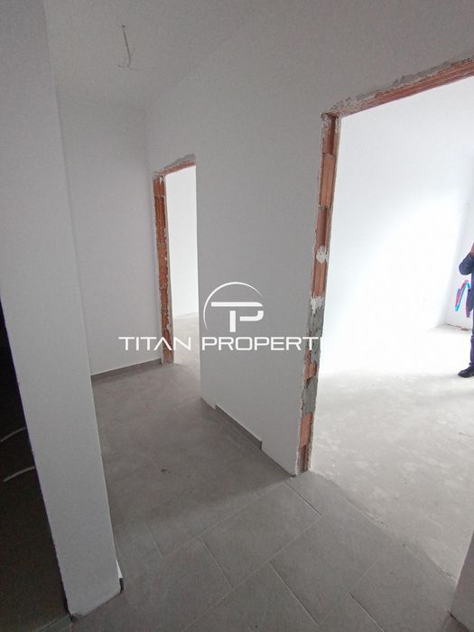 Продава се Тристаен апартамент в Бургас, Славейков - 115 кв.м за 2279 €/кв.м - Снимка #4