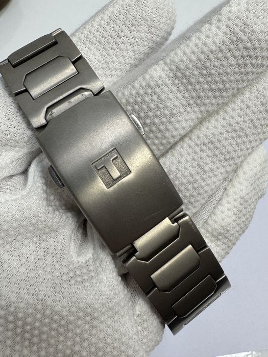 Ceas Tissot T-touch expert solar titanium.  Swiss made