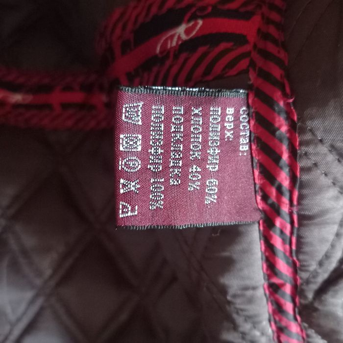 шапки и куртка Caprice.