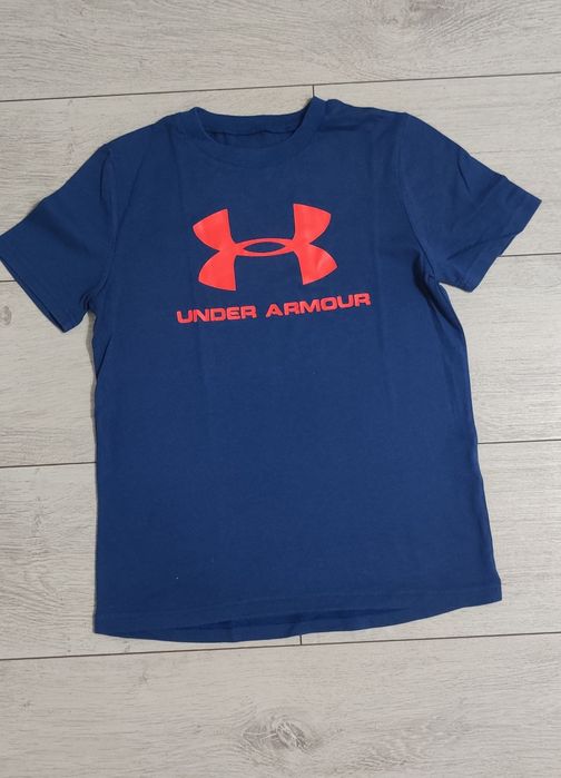 Lot tricouri  pentru copii Under Armour 4-6 ani