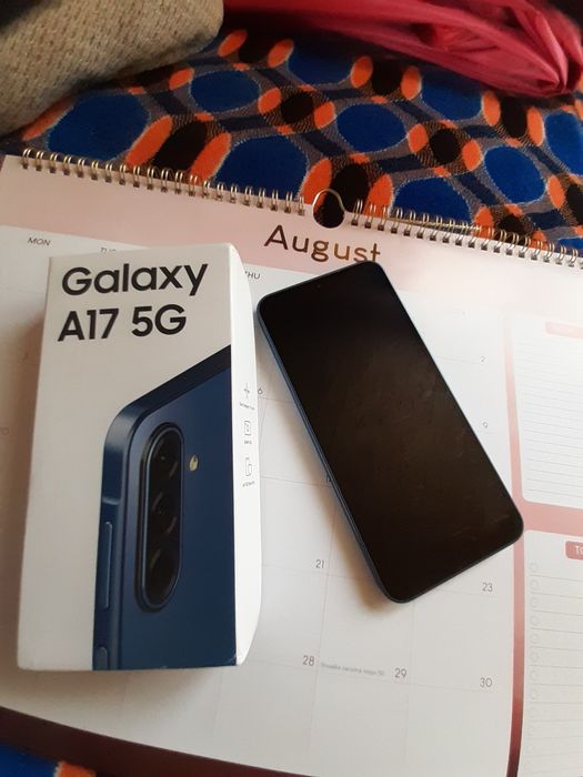 Samsung a17 albastru nou