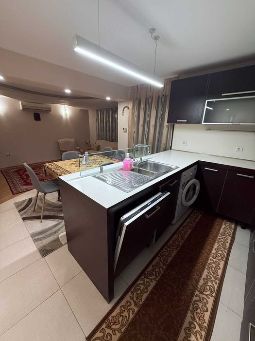 Продава се Тристаен апартамент в Асеновград - 90 кв.м за 873 €/кв.м - Снимка #1