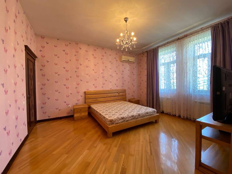 Срочно Евродом 460 м² участок 5 соток продается срочно на Кадышева