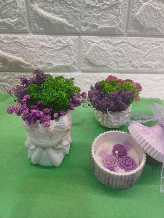 Подаръци за осми март