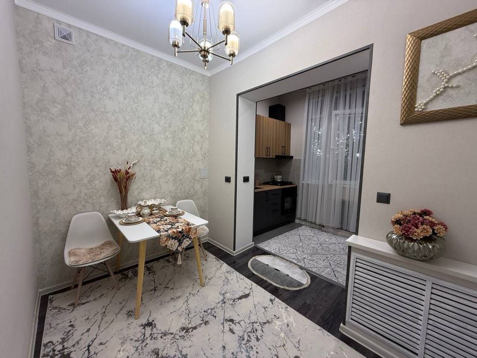 Продается 2х комнатная квартира,ор-р Некст,махалля ракат,64м2