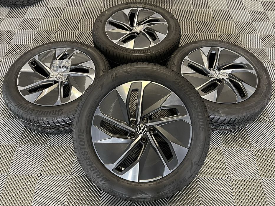 Jante Roti NOI VW ID 4 5 6 Tayron Skoda Enyaq 235 55 R19 / 255 50 R19 M+S iarna