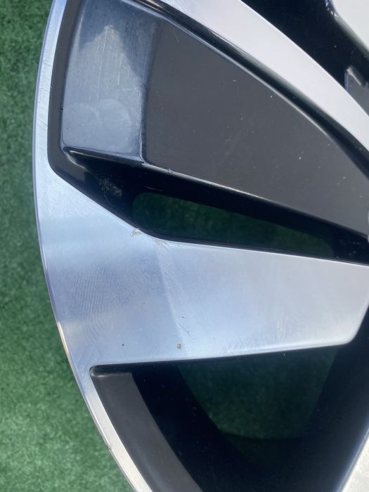 Set 4 jante aliaj OE Vw Arteone R-Line R19 5X112 8JX19H2  Montevideo