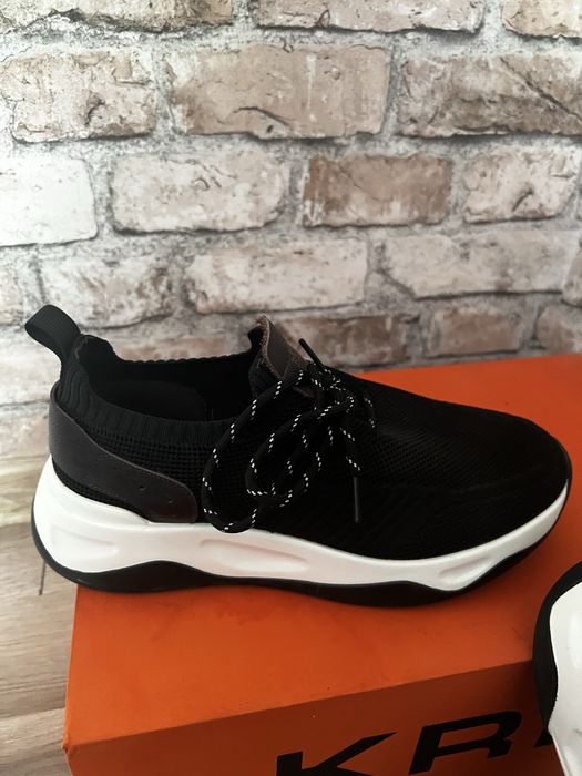 Кроссовки новые летние 40-42