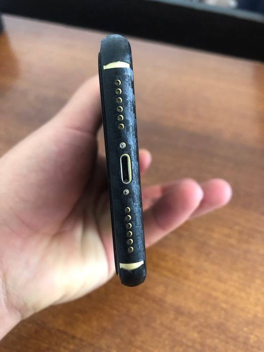 Iphone 11 64 gb 75 yomkst