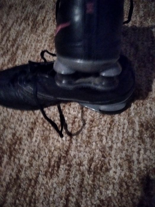 Интересни мокасини Найк н.38само за 8лв.