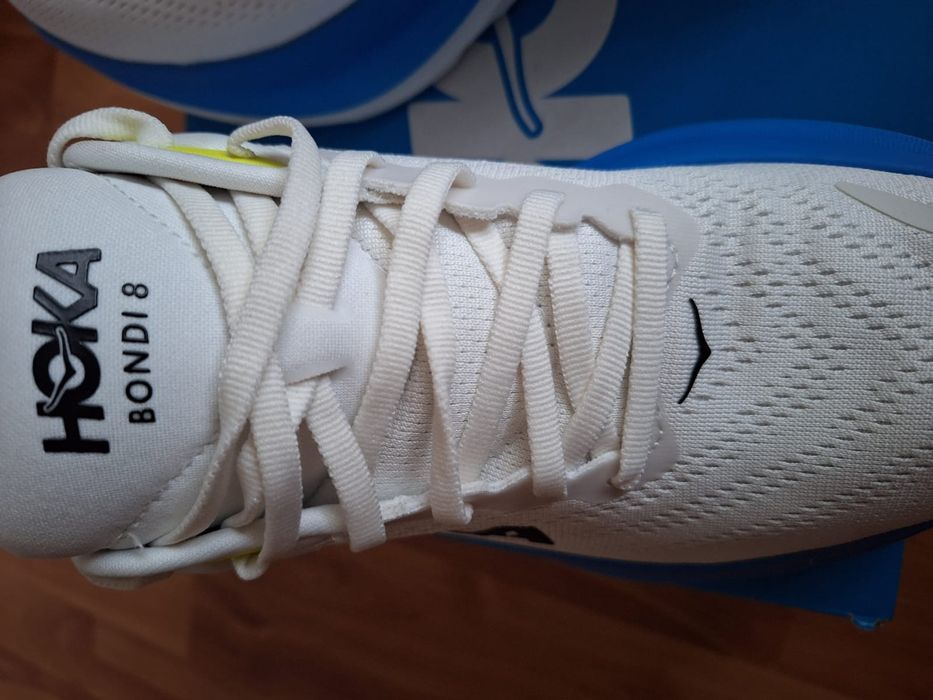 Hoka One One Bondi 8