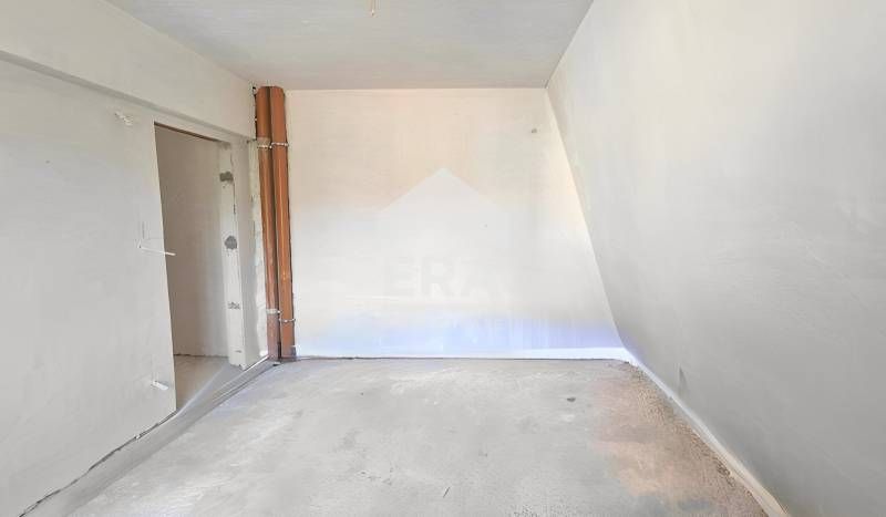 Продава се Тристаен апартамент в Варна, Владислав Варненчик - 106 кв.м за 1131 €/кв.м - Снимка #4