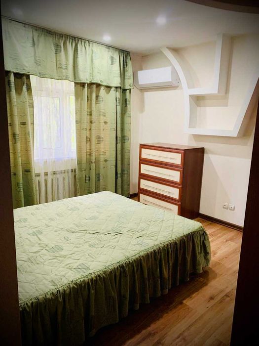 сдается своя 2х комнатная квартира 2/4/4