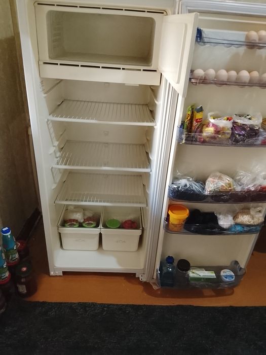 Холодильник БИРЮСА