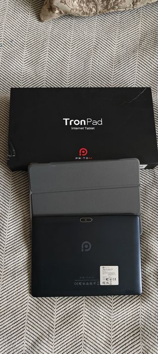 Планшет в отличном состоянии 64 гб