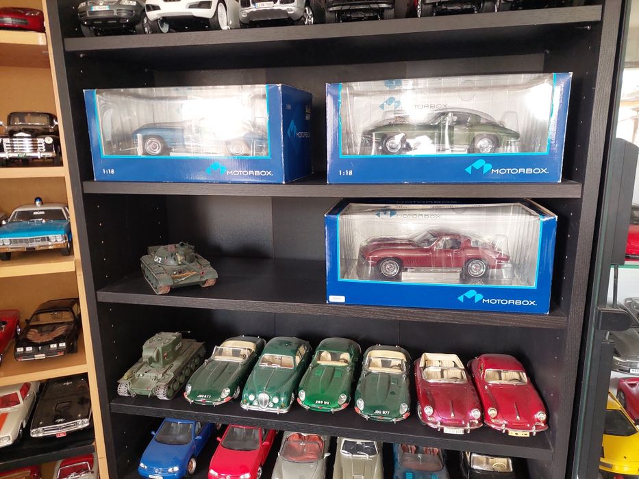 Колекционерски модели 1:18.Diecast