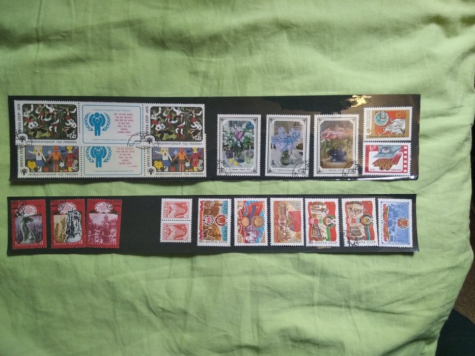 Марки  22 для филателистов