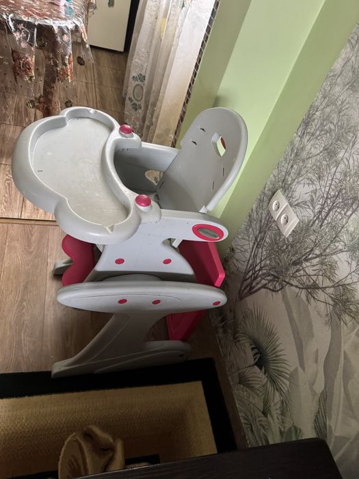 Продам детский стол