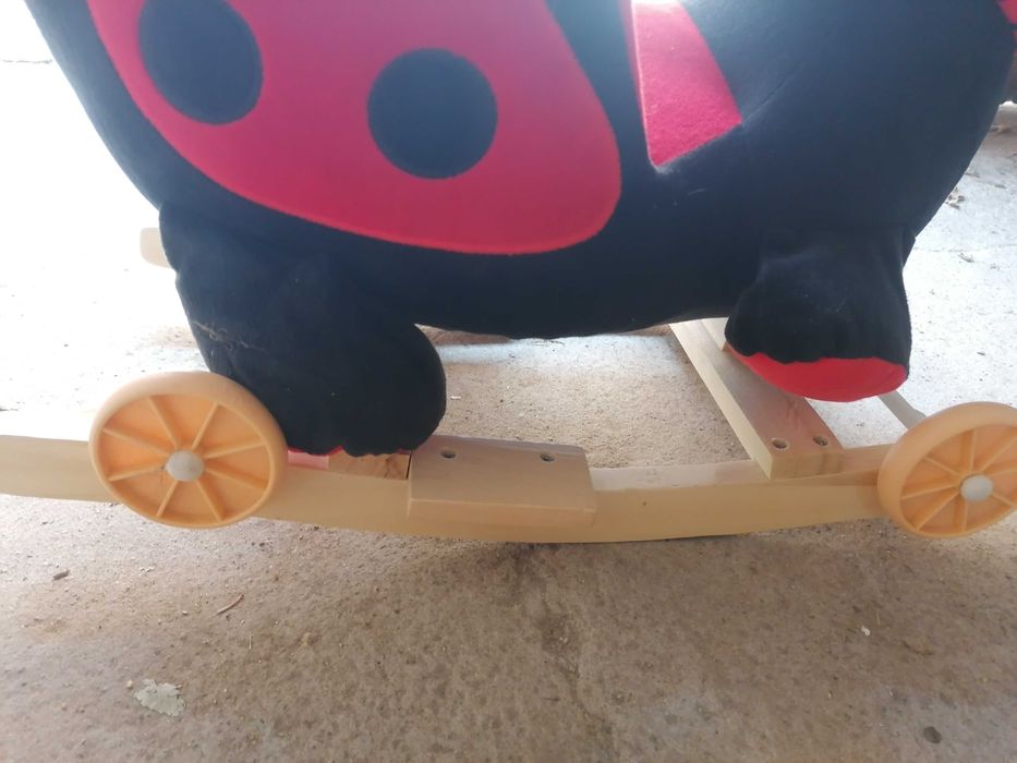 Детска  люлка калинка пееща