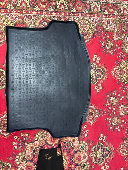 Коврик на багажник Toyota RAV4