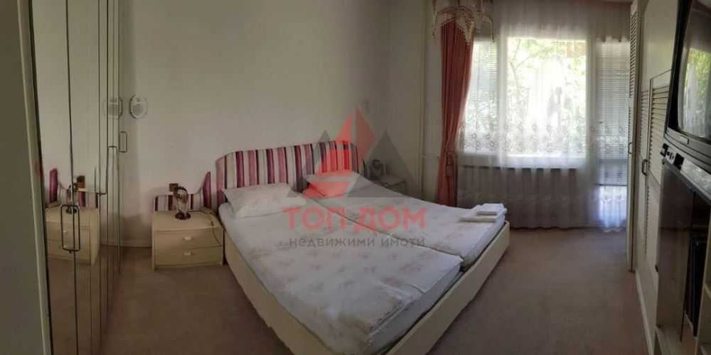 Дава се под наем Тристаен апартамент в Варна, Спортна зала - 120 кв.м за 700 € - Снимка #8